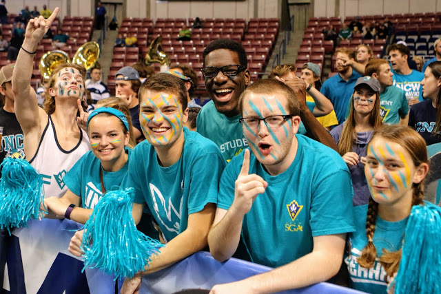 6D960A15-FAFA-4A01-82E8-FAC9DC6DB6DA