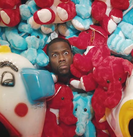 2016-Hyundai-Genesis-Super-Bowl-Commercial-starring-Kevin-Hart-1-560x576